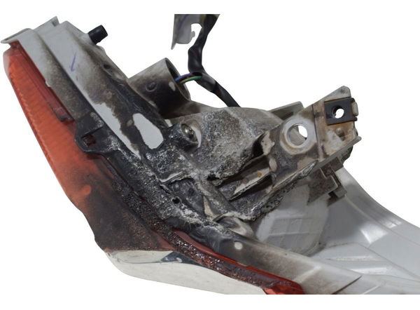 Pisca Traseiro Dire C/avaria Yamaha X Max 250 20-24 Original