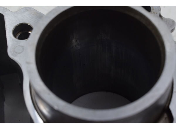 Cilindro Com Avaria Yamaha X Max 250 20-24 Original