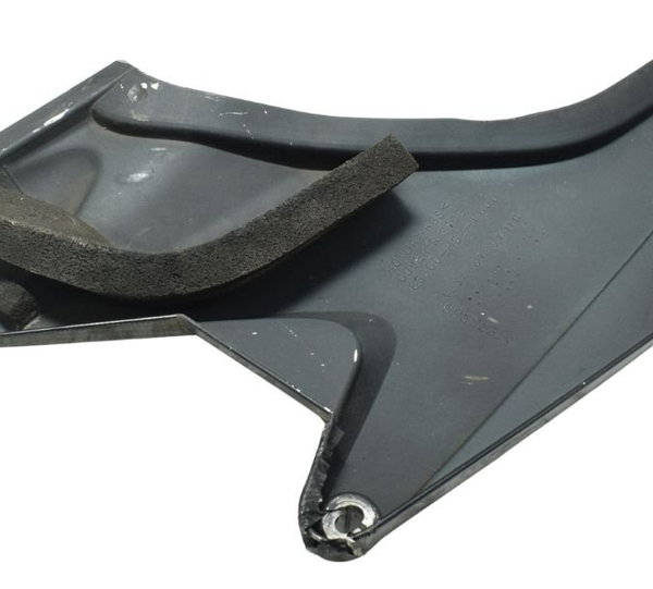 Carenagem Lateral Dir C/ Avaria Honda Cb 600f Hornet 04-07