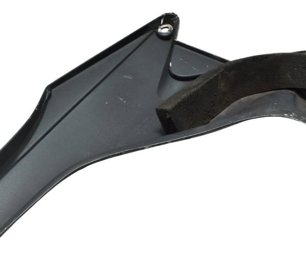 Carenagem Lateral Dir C/ Avaria Honda Cb 600f Hornet 04-07