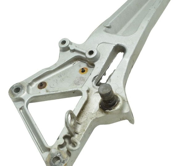 Suporte Pedaleira Dir C/ Detalhes Honda Cb 600f Hornet 04-07