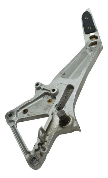 Suporte Pedaleira Dir C/ Detalhes Honda Cb 600f Hornet 04-07