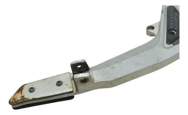 Suporte Pedaleira Dir C/avaria Honda Cb 600f Hornet 04-07 Or