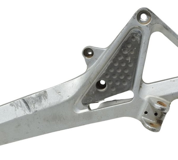Suporte Pedaleira Direit C/avaria Honda Cb 600f Hornet 04-07