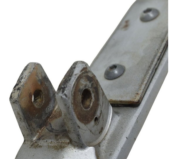Suporte Pedaleira Direit C/avaria Honda Cb 600f Hornet 04-07