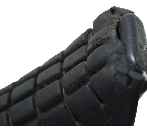 Pedaleira Traseira Dir C/ Detal Honda Cb 600f Hornet 04-07