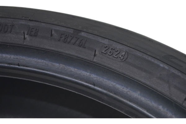 Pneu Pirelli Corsa Diablo Rosso Iv 120/70 Zr17 M/c