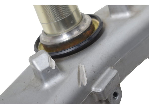 Mesa Inferior C/detalhes Honda Cbr 1000 Rr 04-07 Original