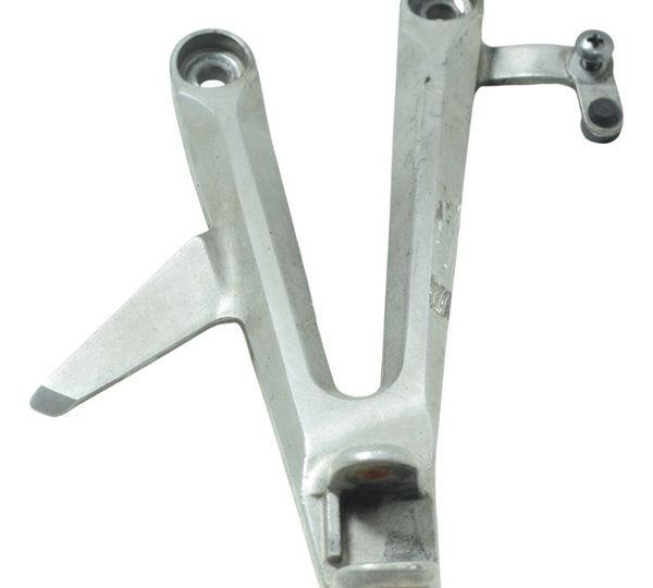 Suporte Pedaleira Traseira Dir Honda Cbr 1000 Rr 04-07 Origi