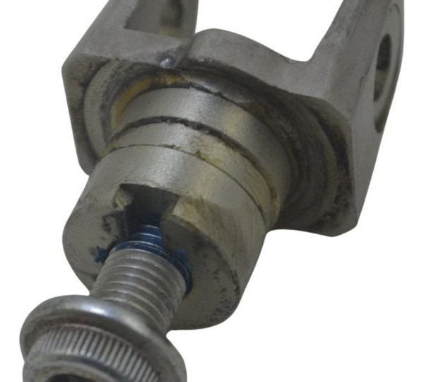 Suporte Pedaleira Dianteira Dir Suzuki Gsx-r Srad 1000 06-07