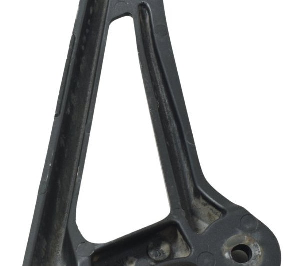 Suporte Pedaleira Traseira Esquerda Yamaha Mt 07 15-18 Orig Preto