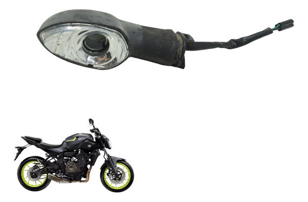 Pisca Dianteiro Direito C/avaria Yamaha Mt 07 15-18 Original Direito