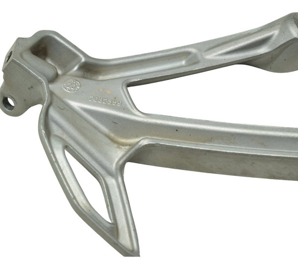 Suporte Pedaleira Tras Dir Triumph Tiger 900 Rally Pro 20-23