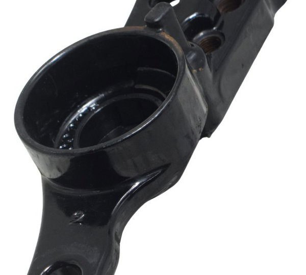 Suporte Pedaleira Tras Esq Harley Electra Touring M8 114 19- Preto