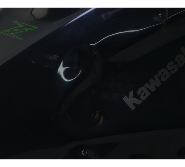 Tanque Combústivel C/ Detalhes Kawasaki Z 400 19-23 Original