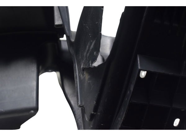 Carenagem Porta Luvas C/avaria Suzuki Burgman 650 07-15 Orig