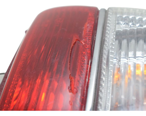 Pisca Traseiro Dir C/avaria Suzuki Burgman 650 07-15 Origina Direito