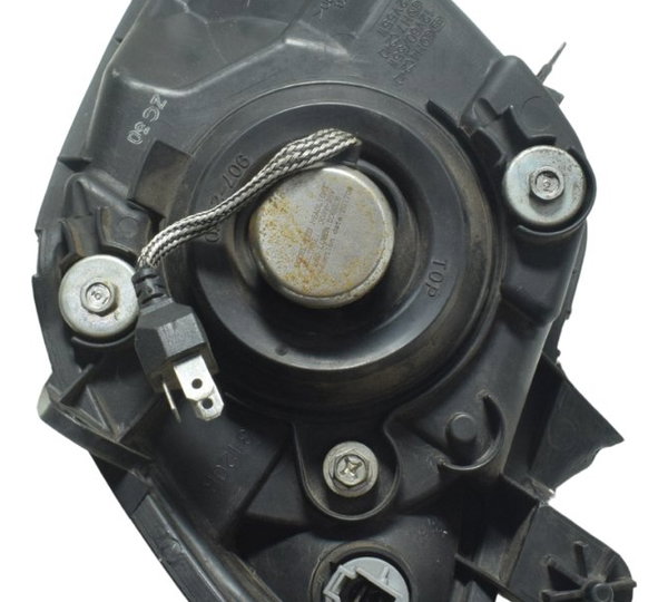 Farol Dir C/avaria Suzuki Burgman 650 07-15 Original Direito/passageiro