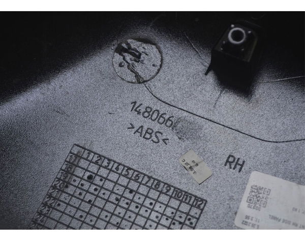 Carenagem Lateral Dir Royal Enfield Interceptor 650 20-25 Preto