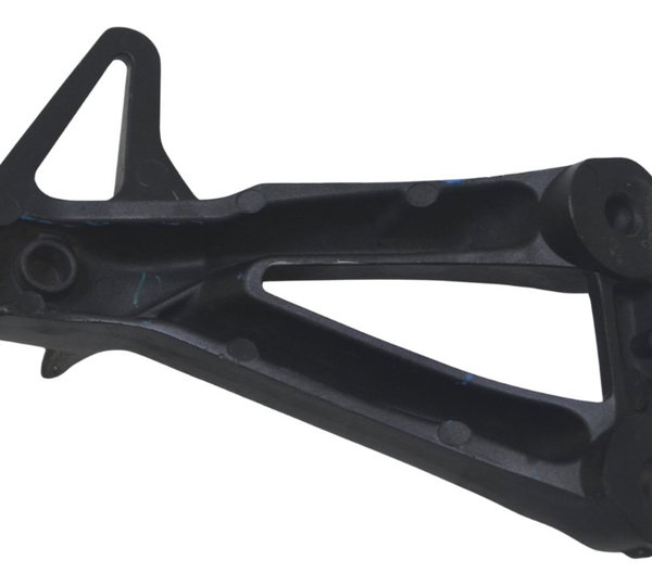 Suporte Pedaleira Traseira Esquerda Yamaha Mt 09 15-18 Origi
