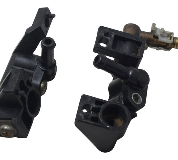 Par Suporte Bico Injetor Suzuki Boulevard M 800 05-08 Orig