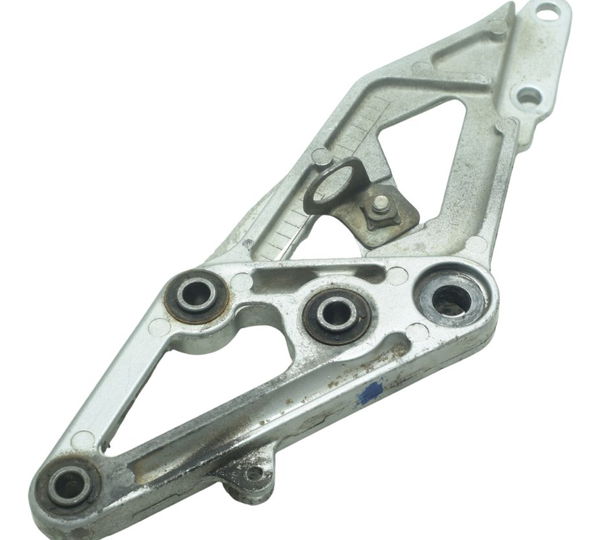 Suporte Pedaleira Diant Dir Suzuki Gsx-r 1100 W 91-96 Orig