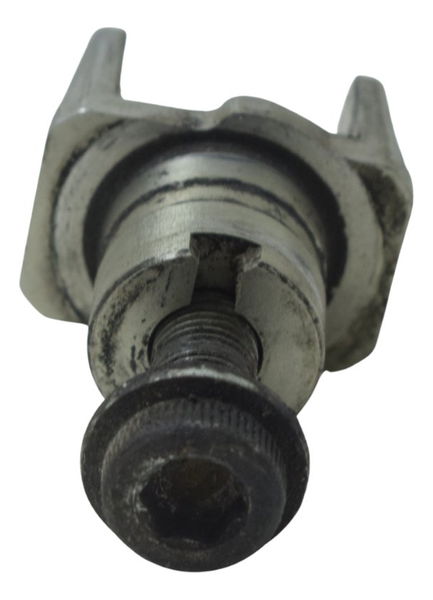 Suporte Pedaleira Diant Dir Suzuki Gsx-r Srad 750 07-09 Orig