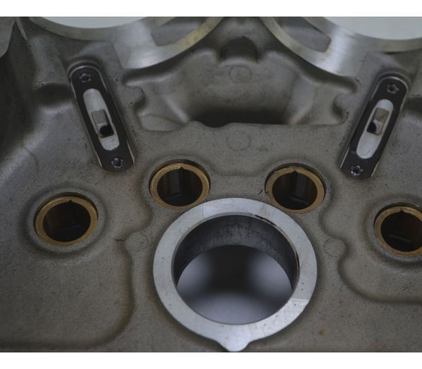 Bloco Motor Esquerdo Harley Xl 883 Sportster 04-06 Original