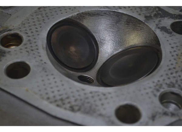 Cabeçote Traseiro Harley Xl 883 Sportster 04-06 Original