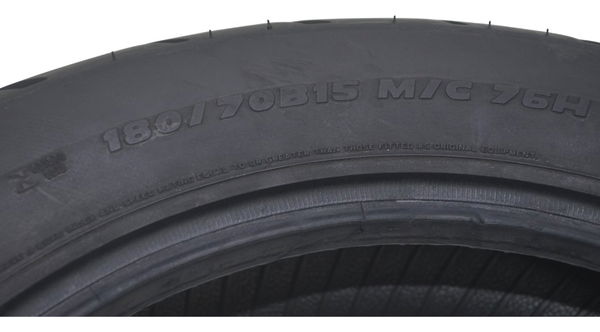 Pneu Metzeler Me 888 Marathon Ultra 180/70 B15 M/c 76h