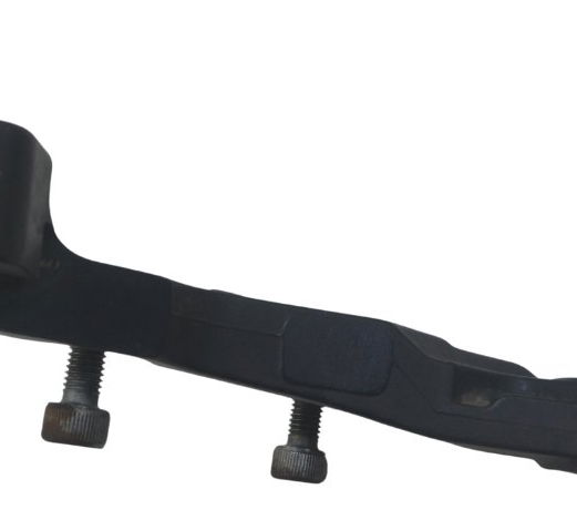 Suporte Pinça Freio Tras Harley Street Glide Touring 11-13