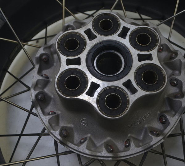 Roda Traseira Ducati Multistrada 950 S 20-23 Original Preto