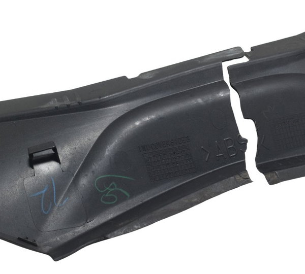 Carenagem Entre Bancos C/avaria Yamaha Mt 03 20-25 Original