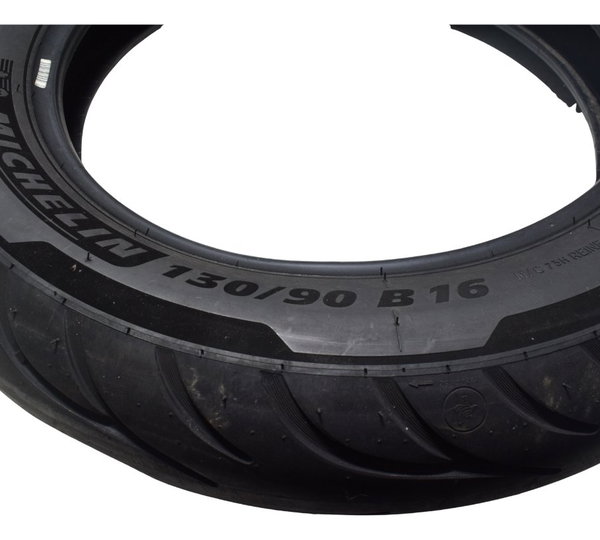 Pneu Michelin Commander Iii 130/90 B16 73h