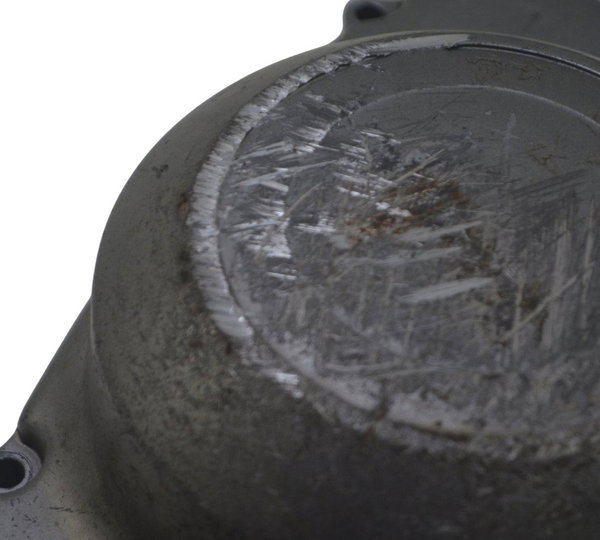 Tampa Estator Motor Esq C/detal Suzuki Gs 500 97-09 Original Cinza-escuro