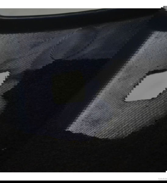 Acabamento Chassi Esq C/ Avaria Suzuki Boulevard M 800 09-11