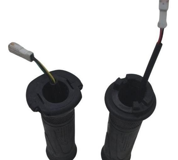 Par Manopla C/aquecedor Triumph Tiger 800 Xrx 18-20 Original Preto