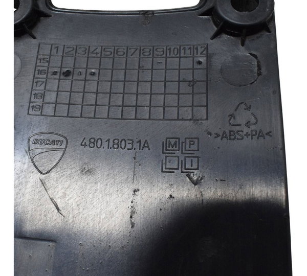 Junção Spoiler C/ Detalhes Ducati X Diavel S 16-22 Original