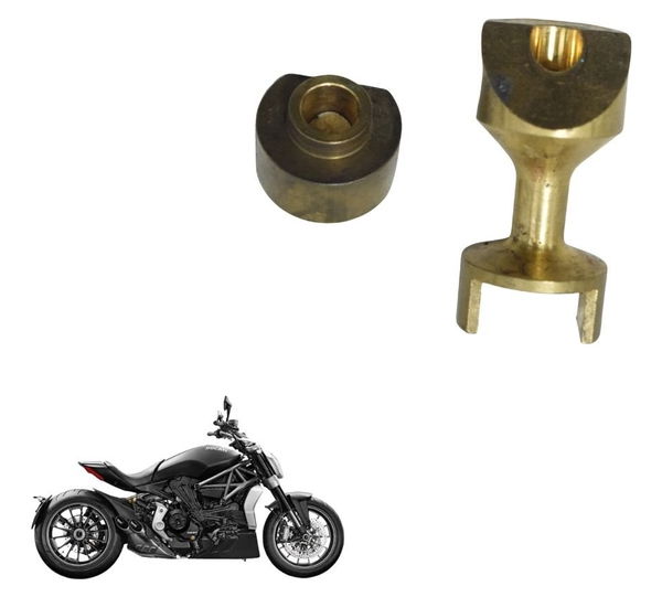 Parafuso Fixação Suporte Pedaleira Ducati X Diavel S 16-22