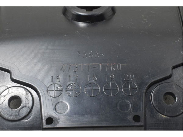 Acabamento Central Rabeta Suzuki Gsx-r Srad 1000 18-23 Origi