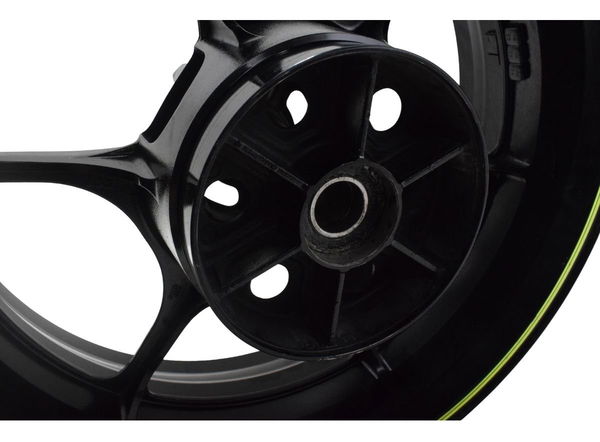 Roda Traseira Suzuki Gsx-r Srad 1000 18-23 Original Preto