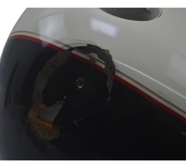 Tanque C/ Avaria Harley Softail Deluxe 11-15 Original