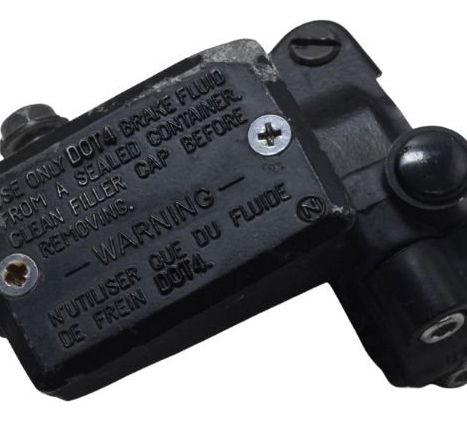 Cilindro Freio Diant C/deta Kawasaki Ninja Zx 12r 00-06 Orig