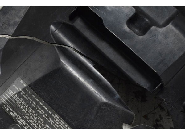 Caixa Bateria C/ Avaria Honda Cbr 600rr 07-12 Original