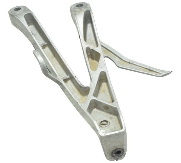 Suporte Pedaleira Traseira Direita Honda Cbr 600rr 07-12