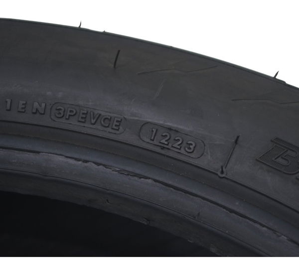 Pneu Bridgestone Battlax Adventure 41re 150/70 R17 M/c