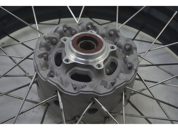 Roda Dianteira C/ Detal Ducati Multistrada 1200 Enduro 16-19