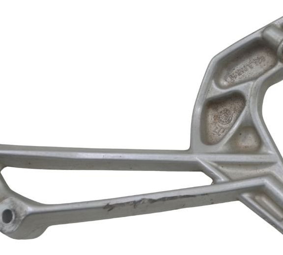 Suporte Pedal Tras Esq Det Ducati Multistrada 1200 End 16-19