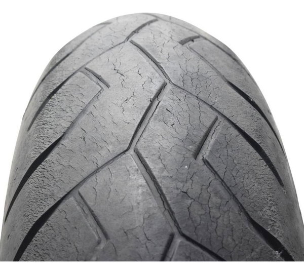 Pneu Pirelli Diablo 120/70 Zr17 M/c 58w C/detalhes