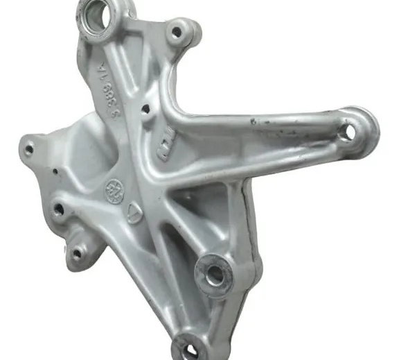 Suporte Pedaleira Diant Dir Ducati Multistrada V4 21-25 Orig Prateado